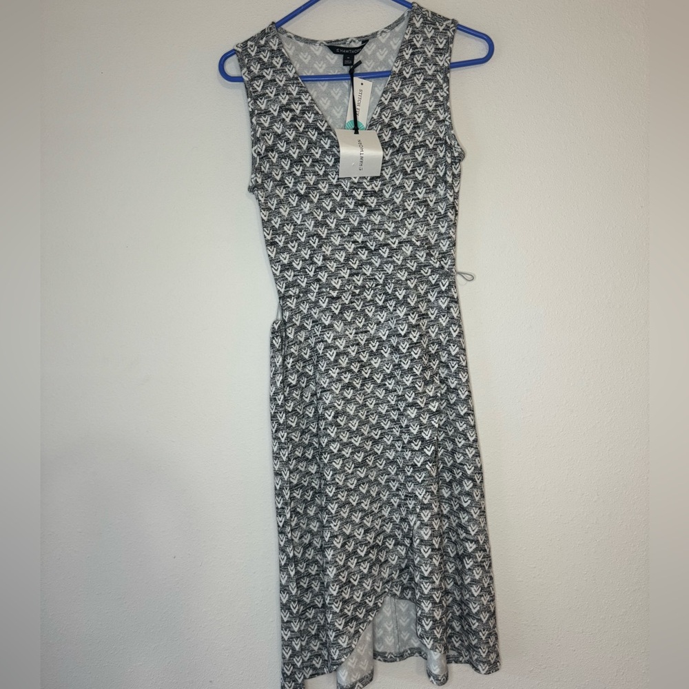 Elegant Black and White Patterned Dress